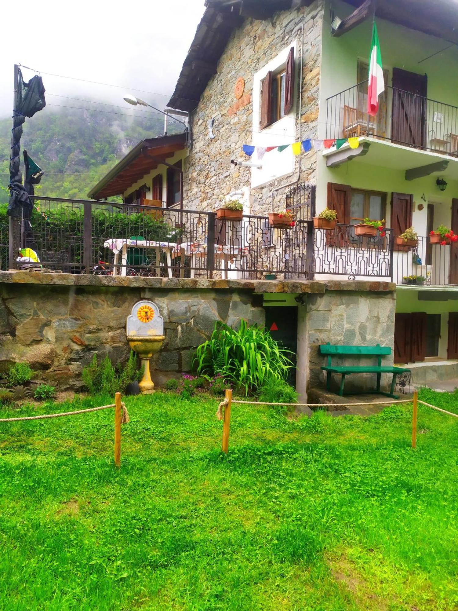 La Ghita Bed and Breakfast Sparone Exterior foto