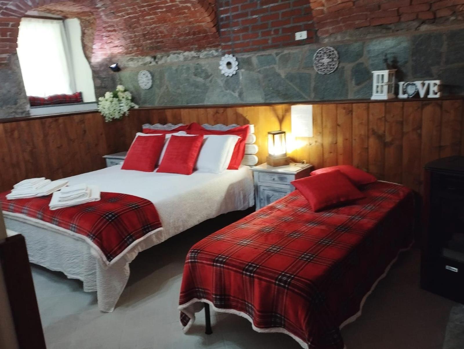 La Ghita Bed and Breakfast Sparone Exterior foto